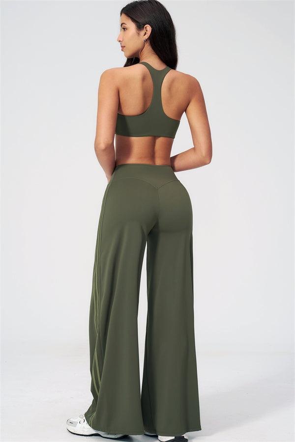 The Evoke Straight Leg Pants