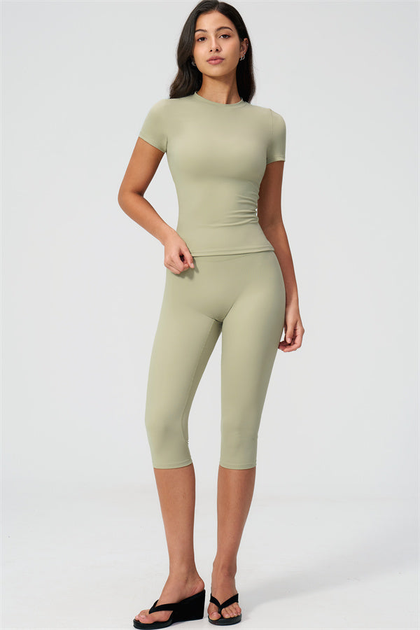 The Twirl T-shirt Capri Leggings 2-Piece Set