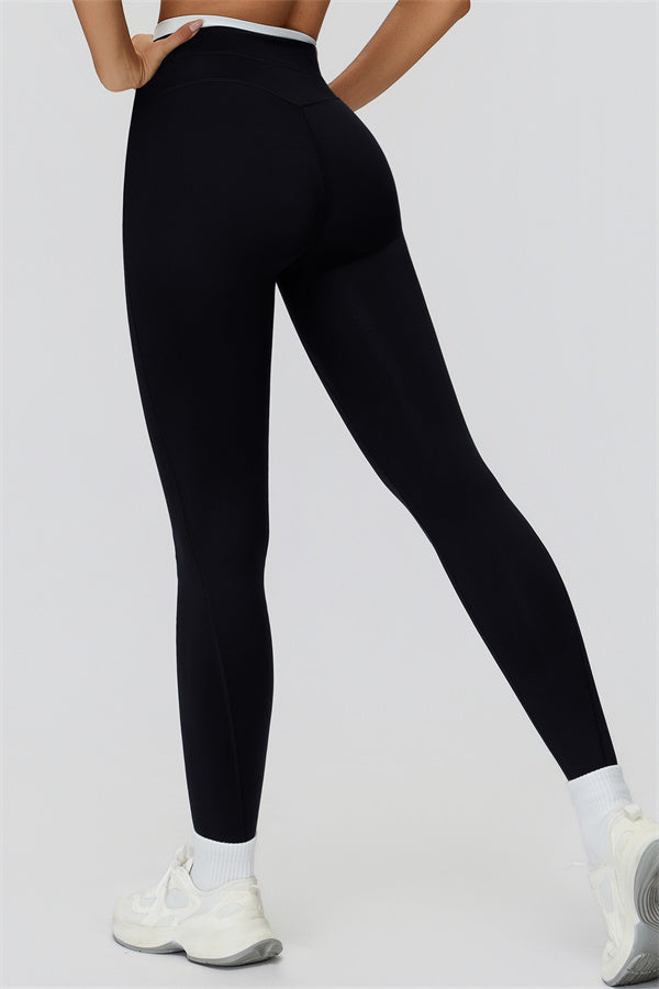 The Canyon Crop Tank Leggings 2-Piece Set