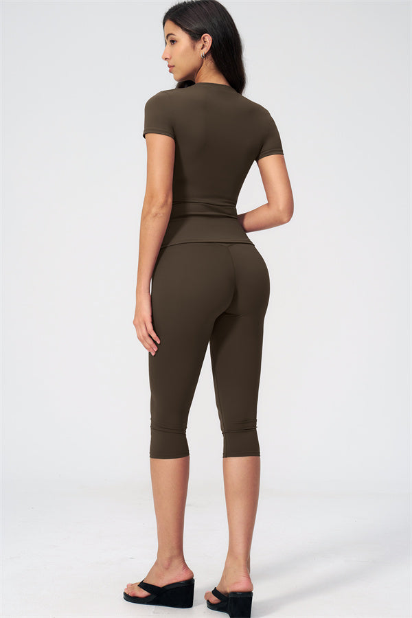 The Twirl T-shirt Capri Leggings 2-Piece Set