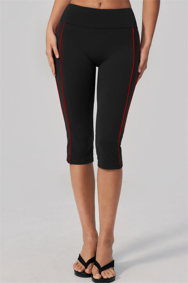 The Breathe Sports Bra Capri Leggings 2-Piece Set