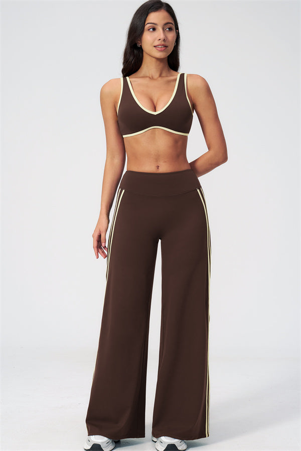 The Evoke Straight Leg Pants