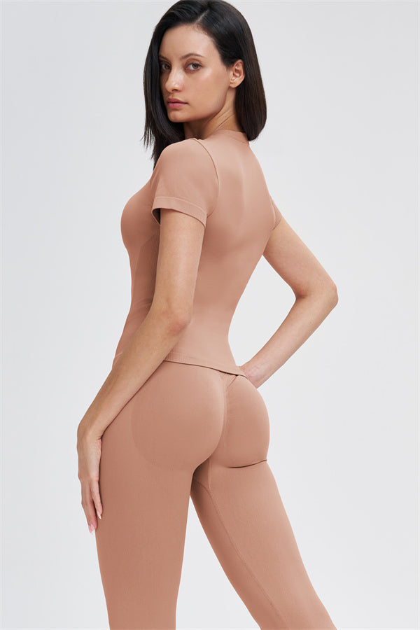 The Whim T-shirt Leggings 2-Piece Set