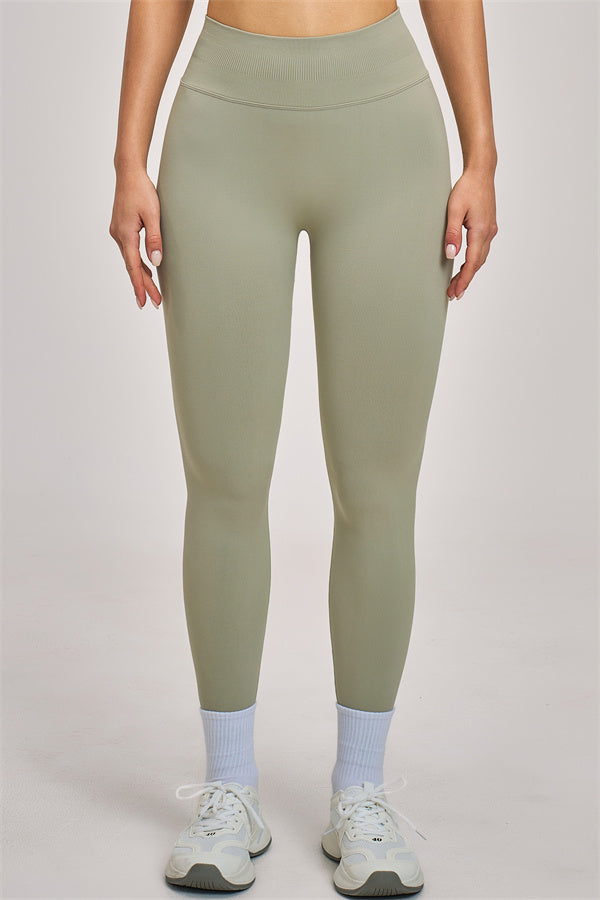 The Vision Sports Bra Leggings 2-Piece Set