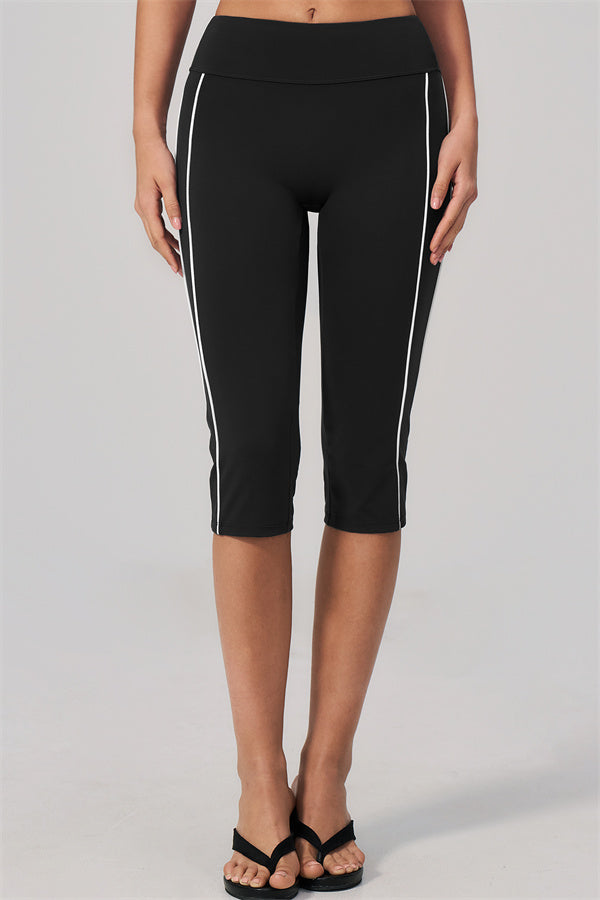 The Breathe Sports Bra Capri Leggings 2-Piece Set