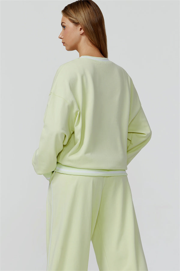The Amara Sweatshirt Pants 2-Piece Set