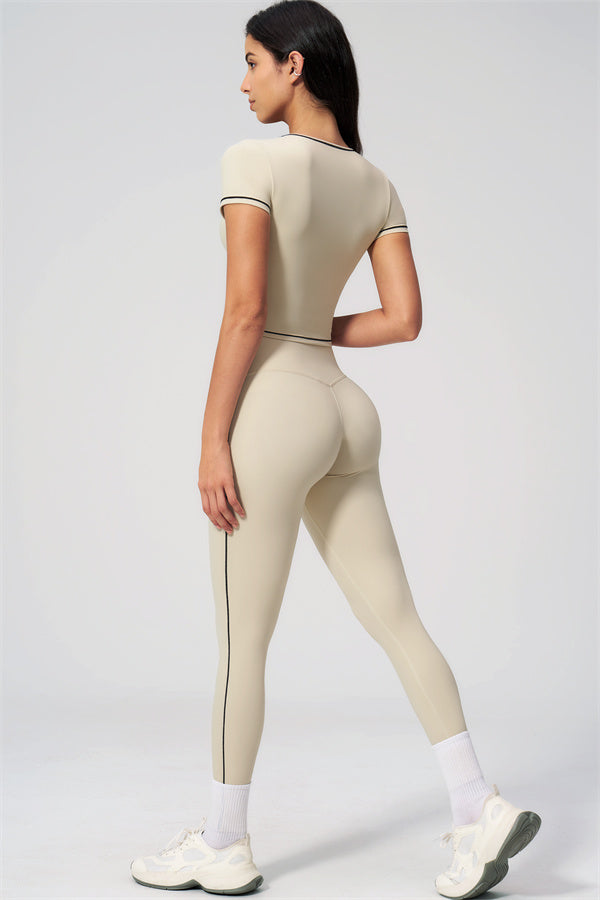 The Venus T-shirt Leggings 2-Piece Set