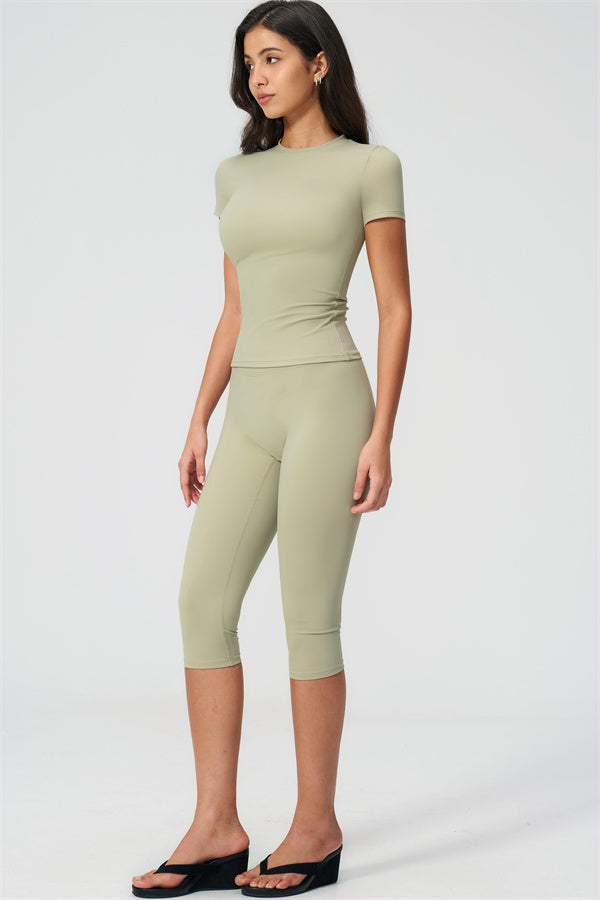 The Twirl T-shirt Capri Leggings 2-Piece Set