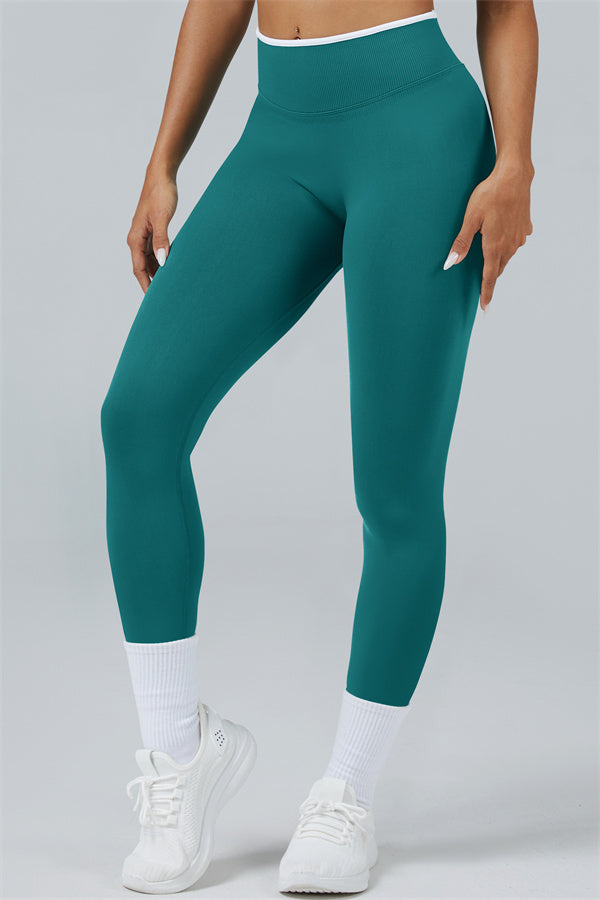The Elevate Crop Top Leggings 2-Piece Set
