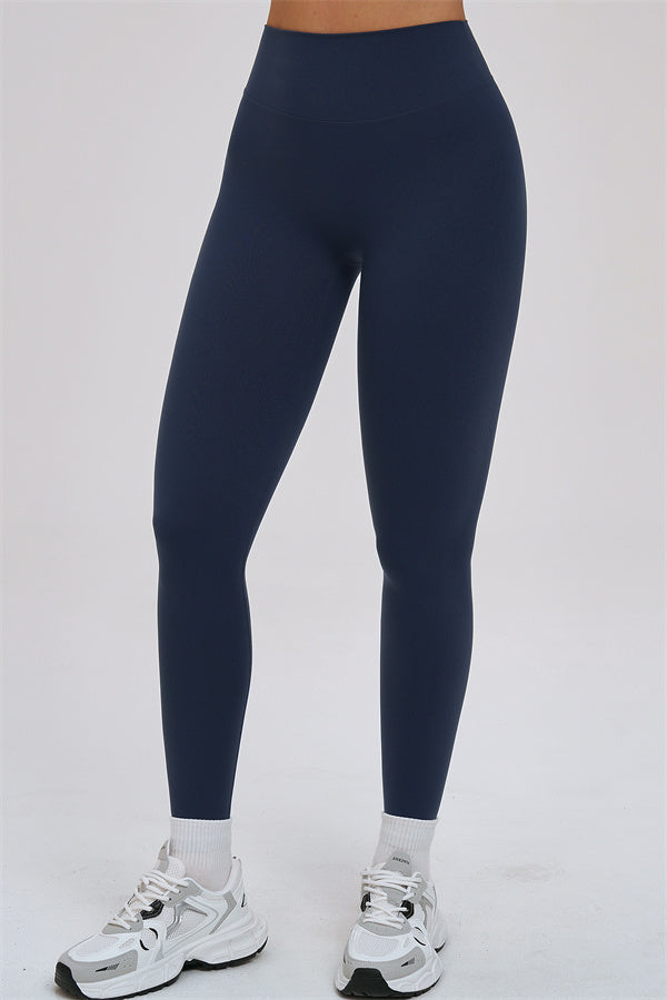 The Svelte Tank Top Leggings 2-Piece Set