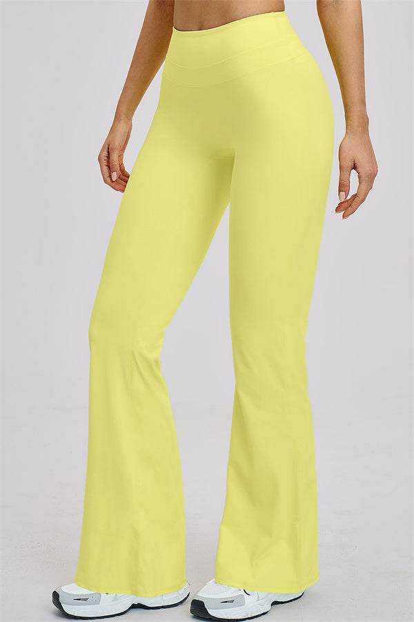 The Stride Sports Bra Flared Leggings 2-Piece Set