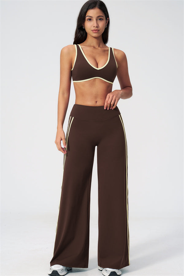 The Evoke Straight Leg Pants