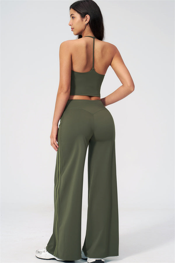 The Evoke Straight Leg Pants