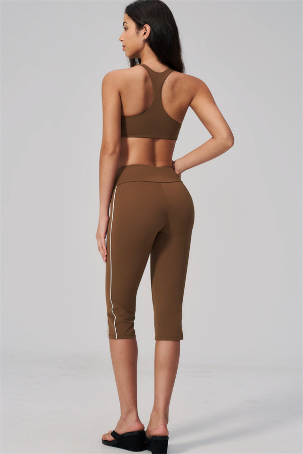 The Breathe Sports Bra Capri Leggings 2-Piece Set