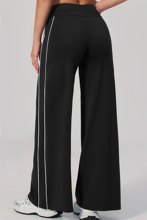 The Breathe Sports Bra Straight Leg Pants 2-Piece Set