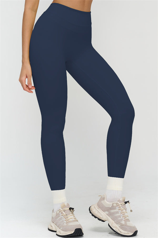 The Stride Crop Top Leggings 2-Piece Set