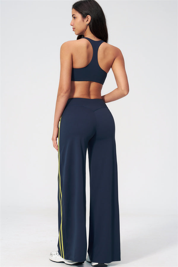 The Evoke Straight Leg Pants