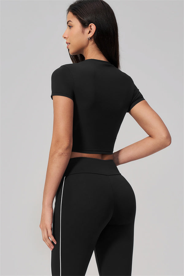 The Breathe T-shirt Capri Leggings 2-Piece Set
