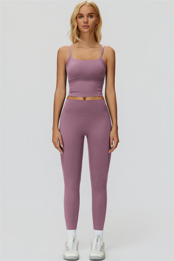 The Fyra Crop Tank
