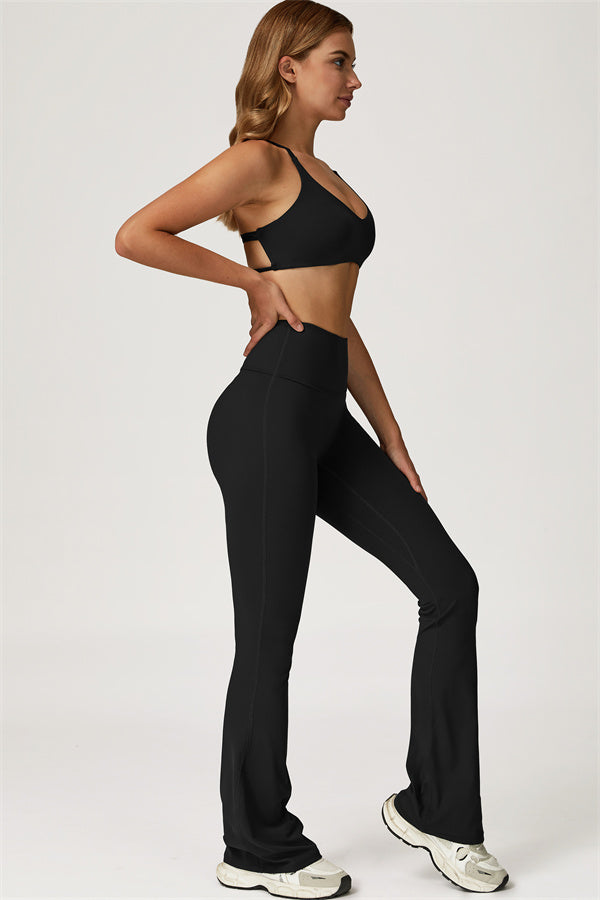 The Lily Sports Bra Flared Leggings 2-Piece Set