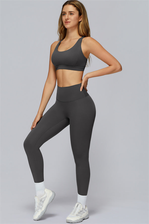 The Elle Form Sports Bra Leggings 2-Piece Set