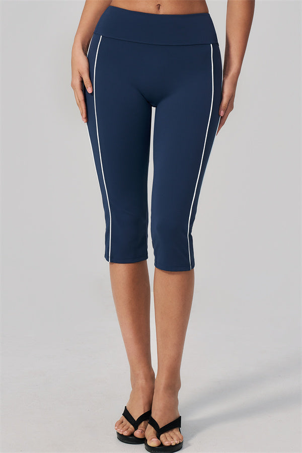 The Breathe Sports Bra Capri Leggings 2-Piece Set