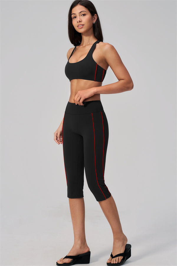 The Breathe Sports Bra Capri Leggings 2-Piece Set