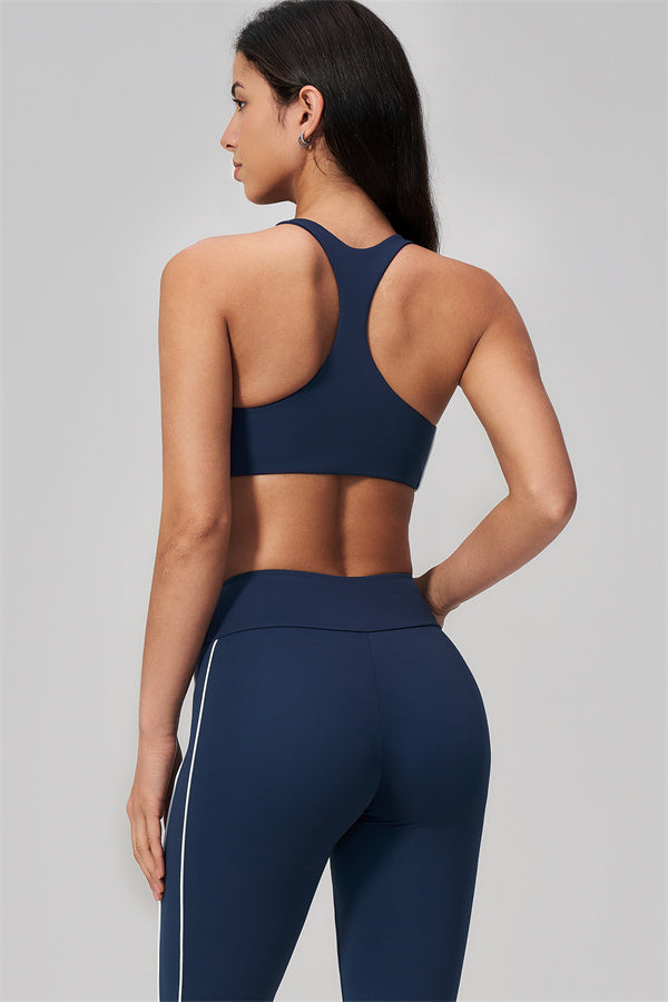 The Breathe Sports Bra Capri Leggings 2-Piece Set