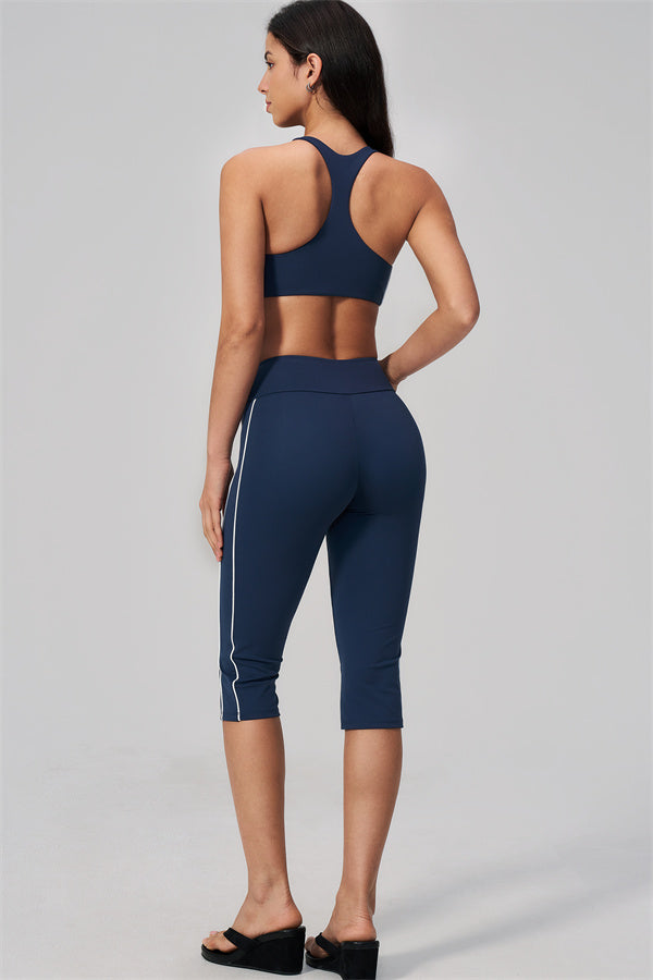 The Breathe Sports Bra Capri Leggings 2-Piece Set