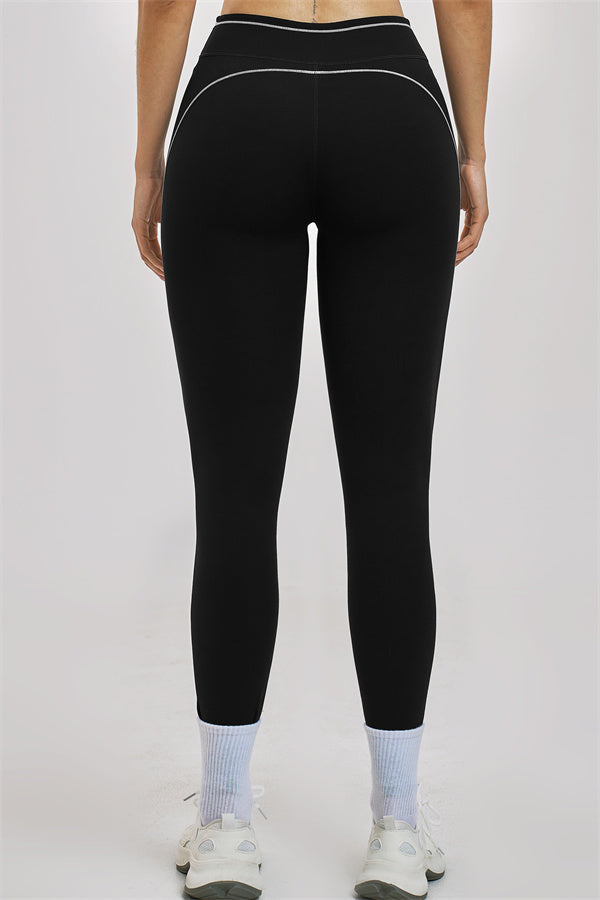 The Unbound Sports Bra Leggings 2-Piece Set